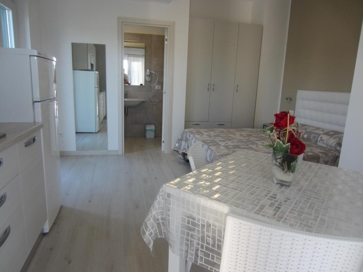 Villa Elisa Вьесте Экстерьер фото