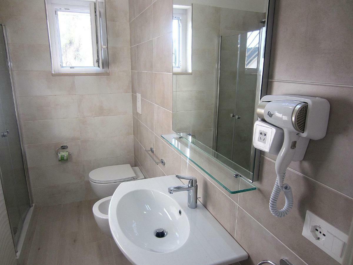Villa Elisa Вьесте Экстерьер фото